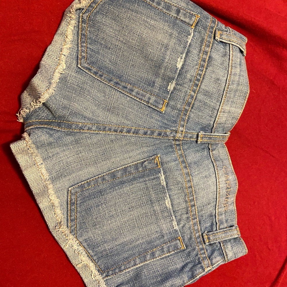 Shorts - Picture 2 of 3